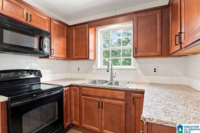 218 YELLOWHAMMER DRIVE, Alabaster, AL 35007