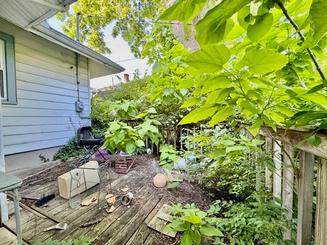 1310 W Hillcrest Avenue, Dayton, OH 45406