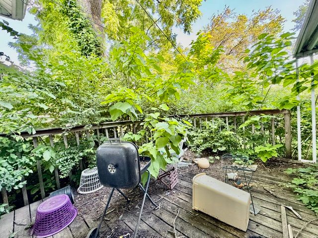 1310 W Hillcrest Avenue, Dayton, OH 45406