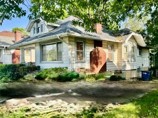 1310 W Hillcrest Avenue, Dayton, OH 45406