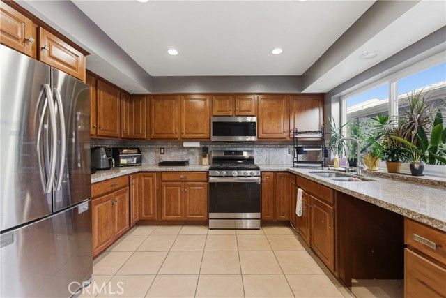 8901 Serapis 24, Downey, CA 90240