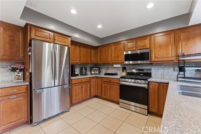 8901 Serapis 24, Downey, CA 90240