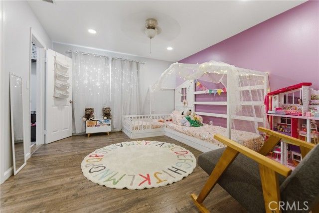 8901 Serapis 24, Downey, CA 90240