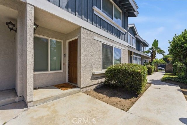 8901 Serapis 24, Downey, CA 90240