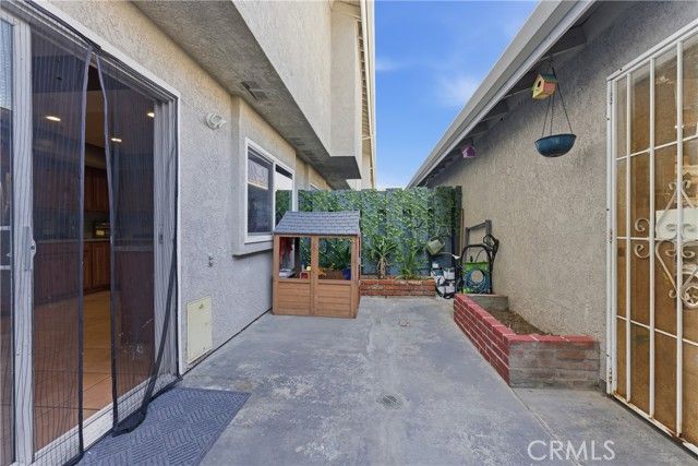 8901 Serapis 24, Downey, CA 90240