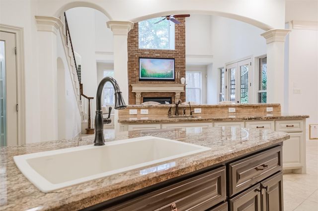 28053 Cross Way Oaks, Magnolia, TX 77355