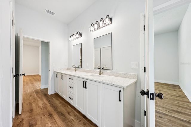 1623 MAGNOLIA AVENUE, Deland, FL 32724