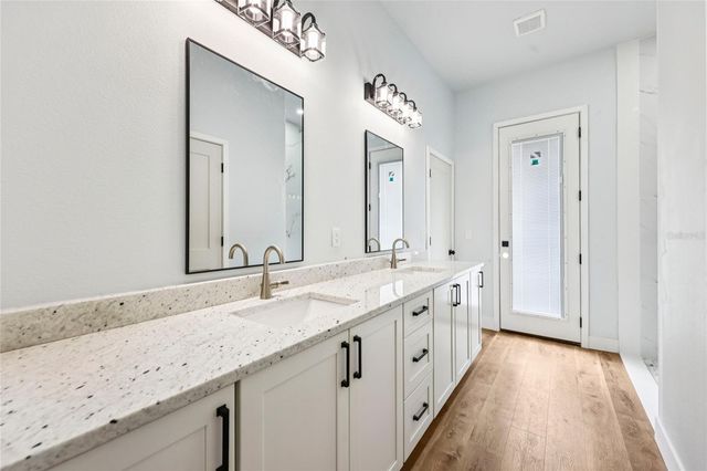 1623 MAGNOLIA AVENUE, Deland, FL 32724