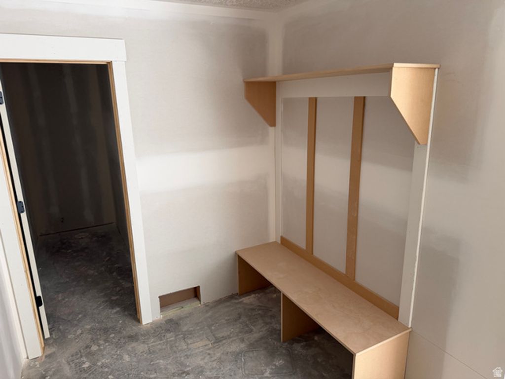 Image 9 of property listing at 3042 N MOUNTAIN RD #217, North Ogden, UT 84414