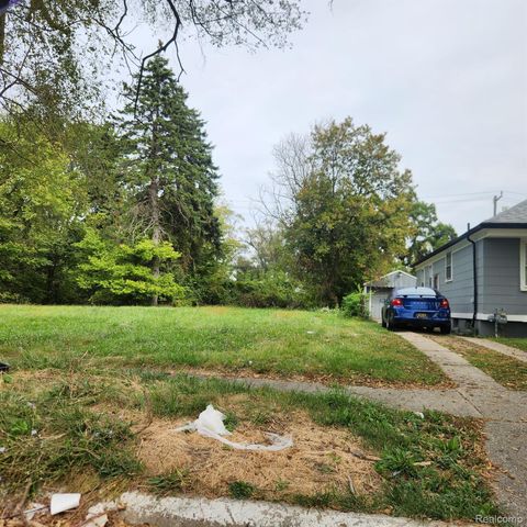 10086 ROSEMONT Avenue, Detroit, MI 48228