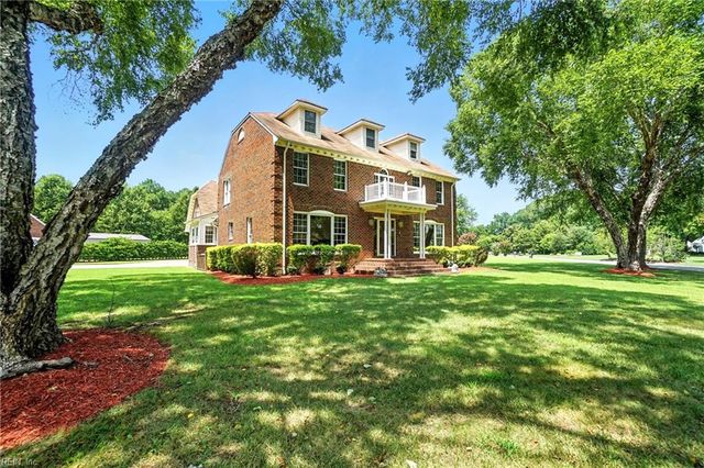 118 Brittany LN, Suffolk, VA 23435