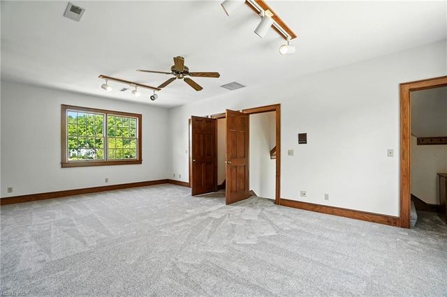 118 Brittany LN, Suffolk, VA 23435