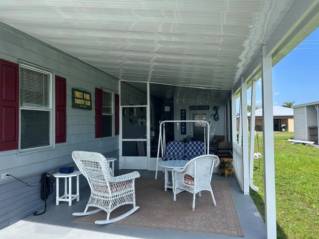 63 Ipanema Way, Fort Pierce, FL 34951