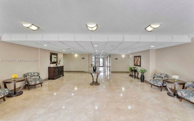 1805 Sans Souci Boulevard 429, North Miami, FL 33181