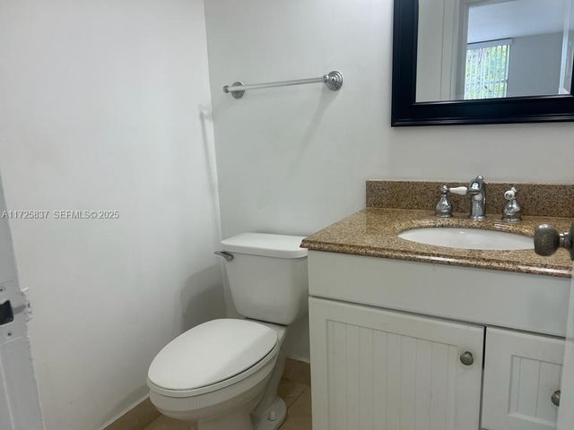 1805 Sans Souci Boulevard 429, North Miami, FL 33181