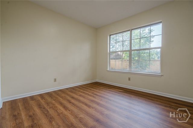 28 Jack Snipe Court W, Richmond Hill, GA 31324