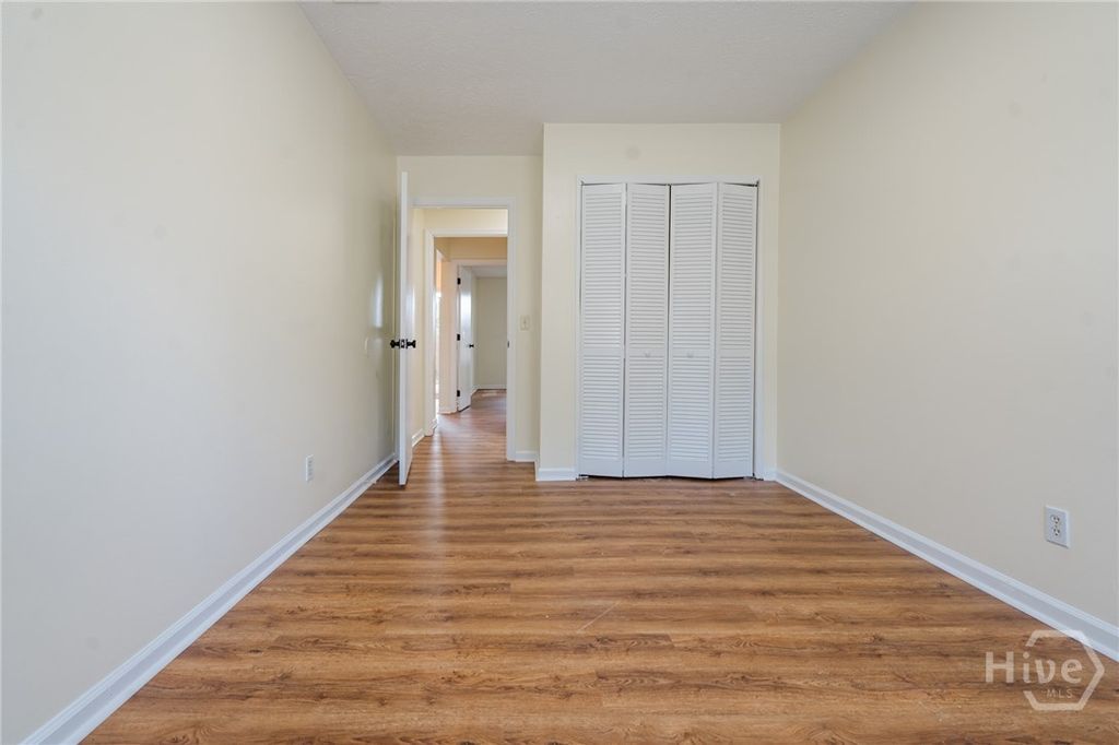 Image 28 of property listing at 28 Jack Snipe Court W, Richmond Hill, GA 31324