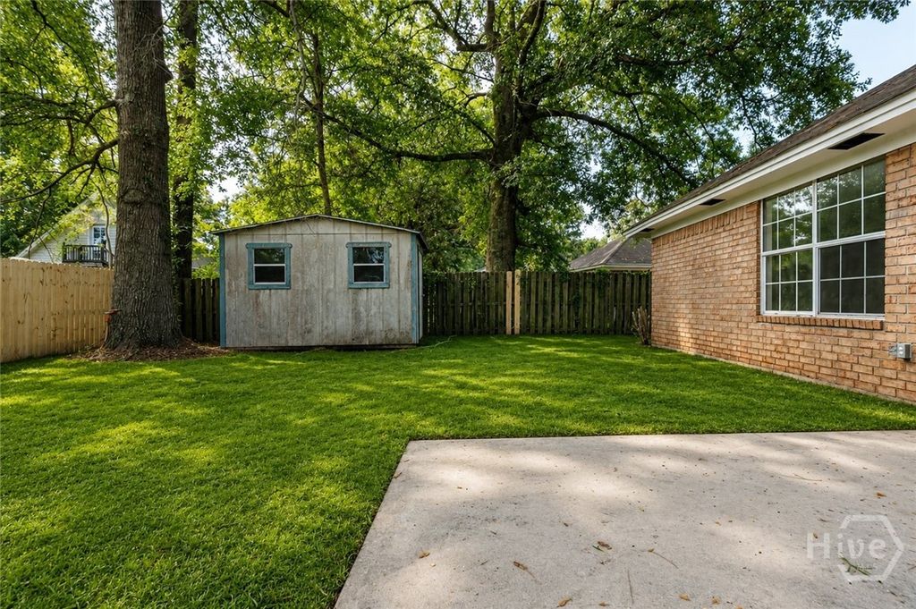 Image 41 of property listing at 28 Jack Snipe Court W, Richmond Hill, GA 31324