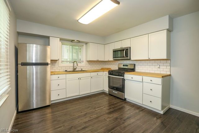 1562 State Route 303, Streetsboro, OH 44241
