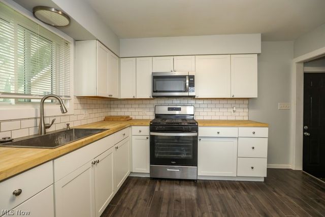 1562 State Route 303, Streetsboro, OH 44241
