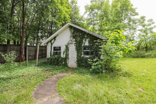 1562 State Route 303, Streetsboro, OH 44241