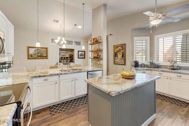 1509 E PEACH TREE Drive, Chandler, AZ 85249