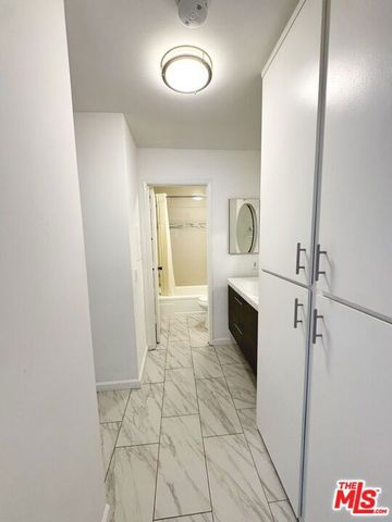 1351 N Orange Drive 117, Los Angeles, CA 90028