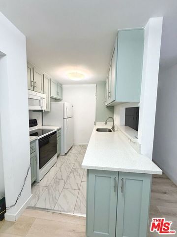 1351 N Orange Drive 117, Los Angeles, CA 90028