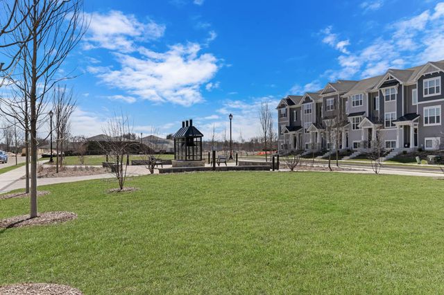 514 yosemite Way, Mundelein, IL 60060