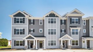 514 yosemite Way, Mundelein, IL 60060