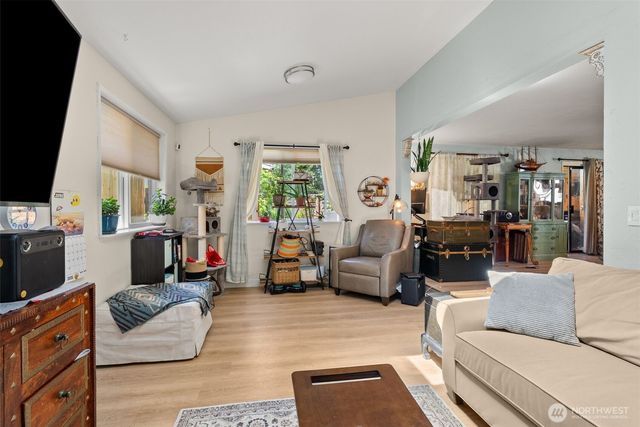 4921 Carole Drive NE, Olympia, WA 98516