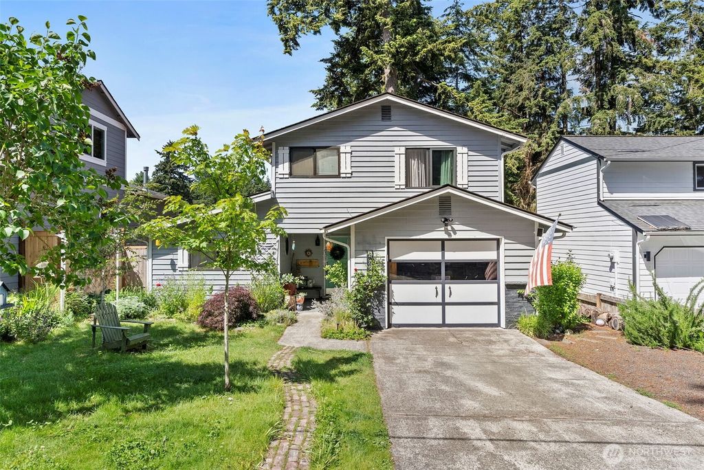 4921 Carole Drive NE, Olympia, WA 98516
