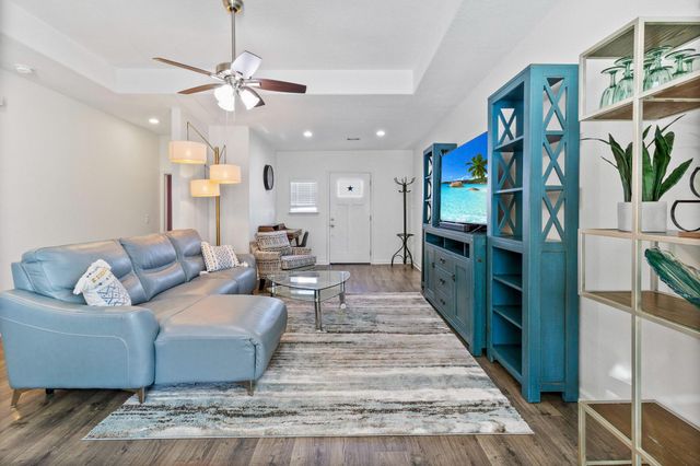 400 Woodland Shores Drive, Point Blank, TX 77364
