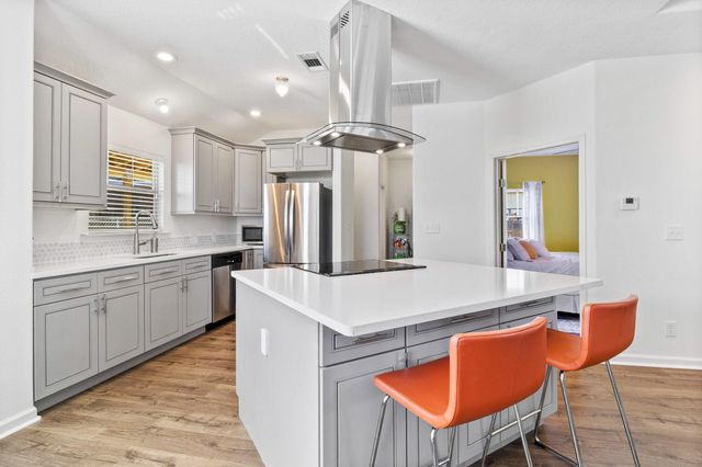 400 Woodland Shores Drive, Point Blank, TX 77364