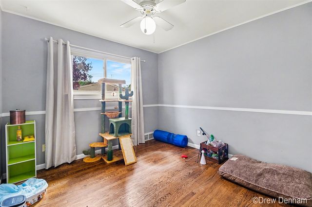 1797 Newman Drive, Trenton, MI 48183