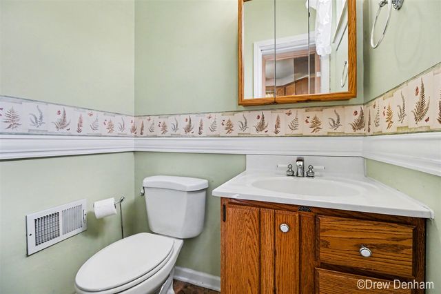 1797 Newman Drive, Trenton, MI 48183