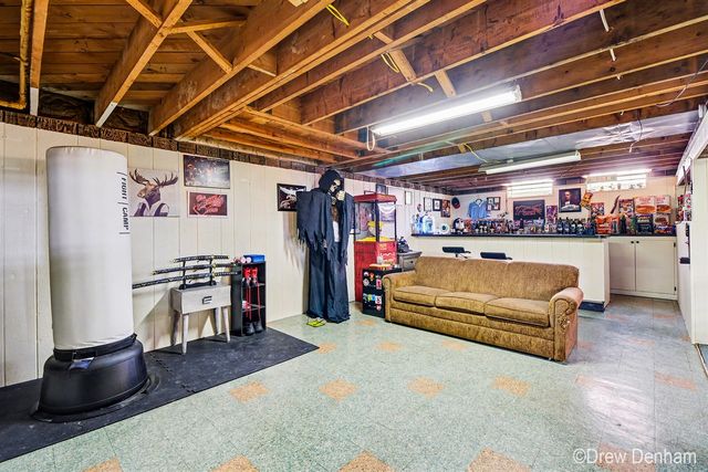 1797 Newman Drive, Trenton, MI 48183