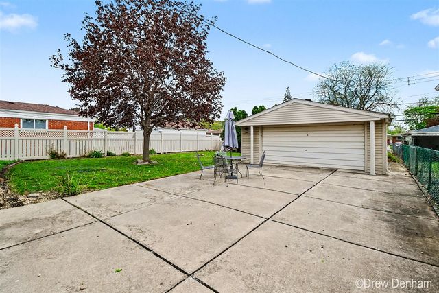 1797 Newman Drive, Trenton, MI 48183