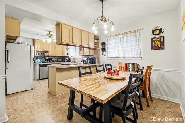 1797 Newman Drive, Trenton, MI 48183