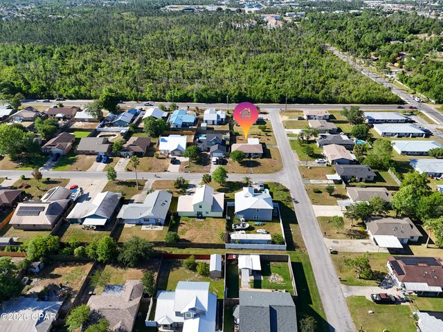 501 Carrie Lane, Lynn Haven, FL 32444