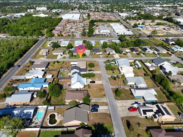 501 Carrie Lane, Lynn Haven, FL 32444