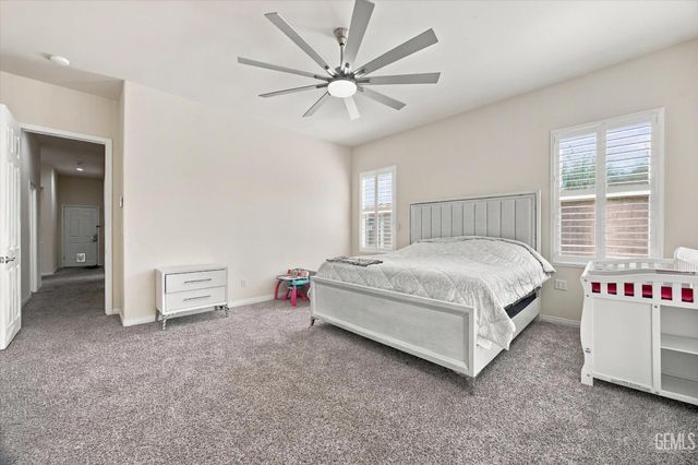 6608 Montagna Drive, Bakersfield, CA 93306