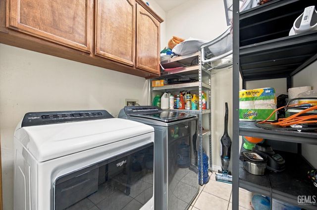 6608 Montagna Drive, Bakersfield, CA 93306