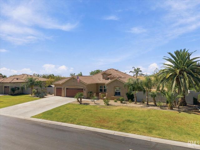 6608 Montagna Drive, Bakersfield, CA 93306