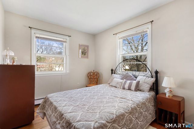 21 Hawley Rd Extension, Danbury, CT 06811