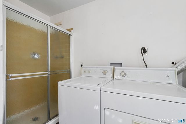 21 Hawley Rd Extension, Danbury, CT 06811