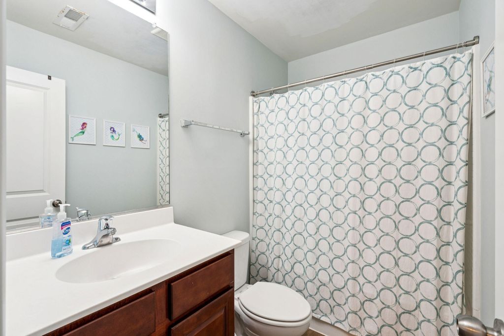 Image 26 of property listing at 1817 Heldsberg Drive, Charleston, SC 29414