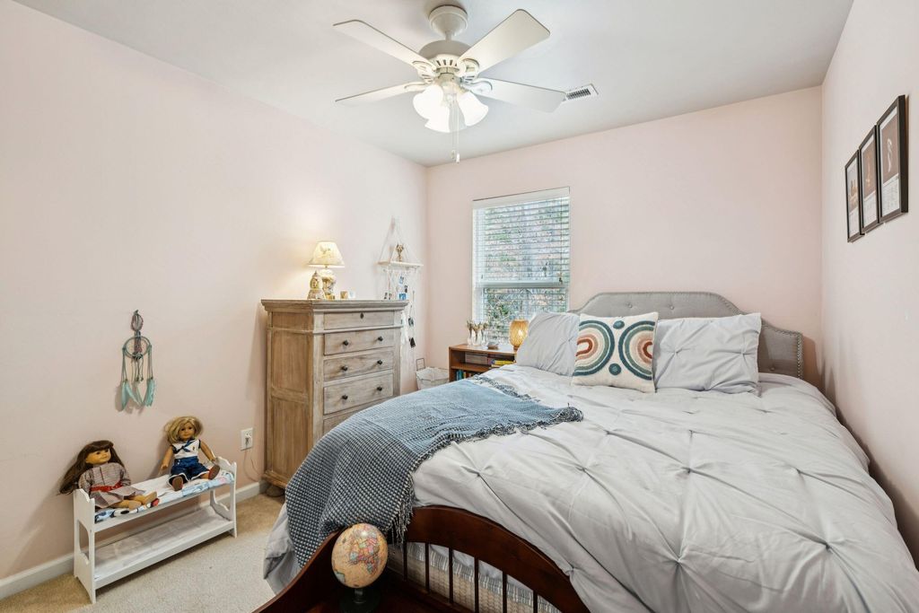 Image 27 of property listing at 1817 Heldsberg Drive, Charleston, SC 29414