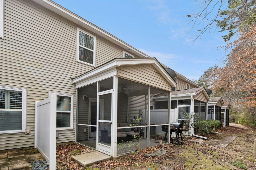 Image 33 of property listing at 1817 Heldsberg Drive, Charleston, SC 29414