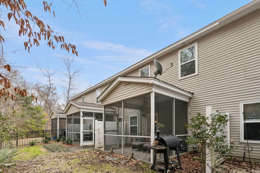 Image 34 of property listing at 1817 Heldsberg Drive, Charleston, SC 29414